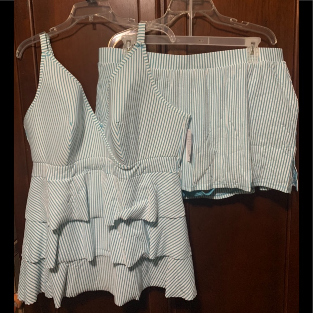 Cacique 2 Piece Swimsuit (Seersucker) ~ Size 22/2X ~ NWT
